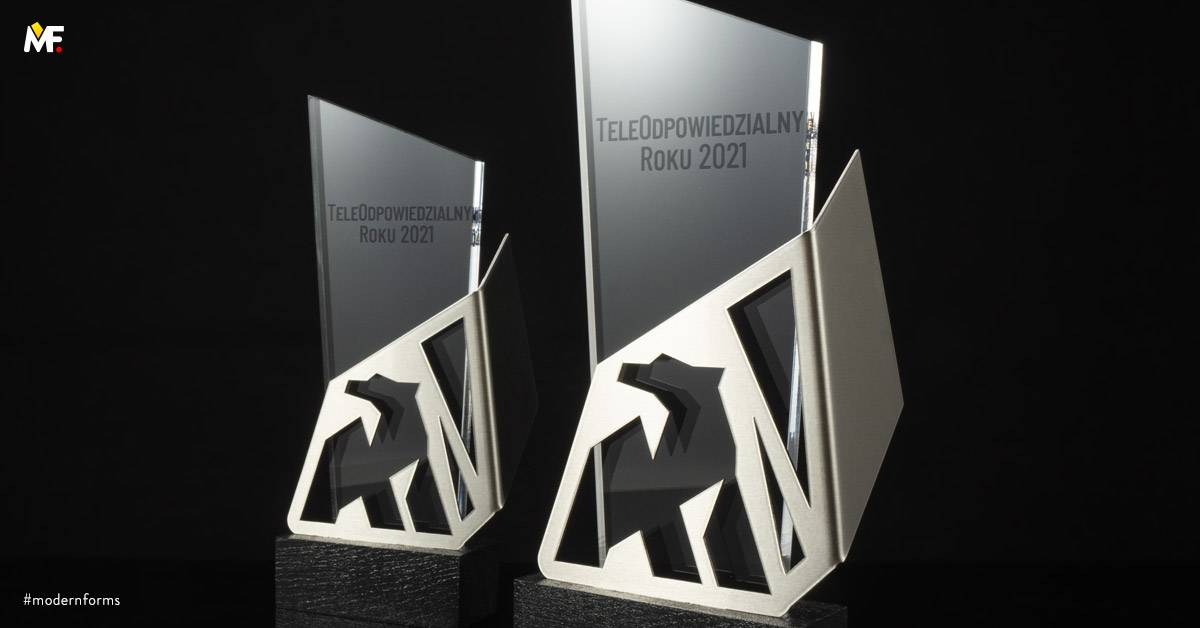 Trophies Commemorative Industry events Plexiglass Premium Stainless steel Wood 