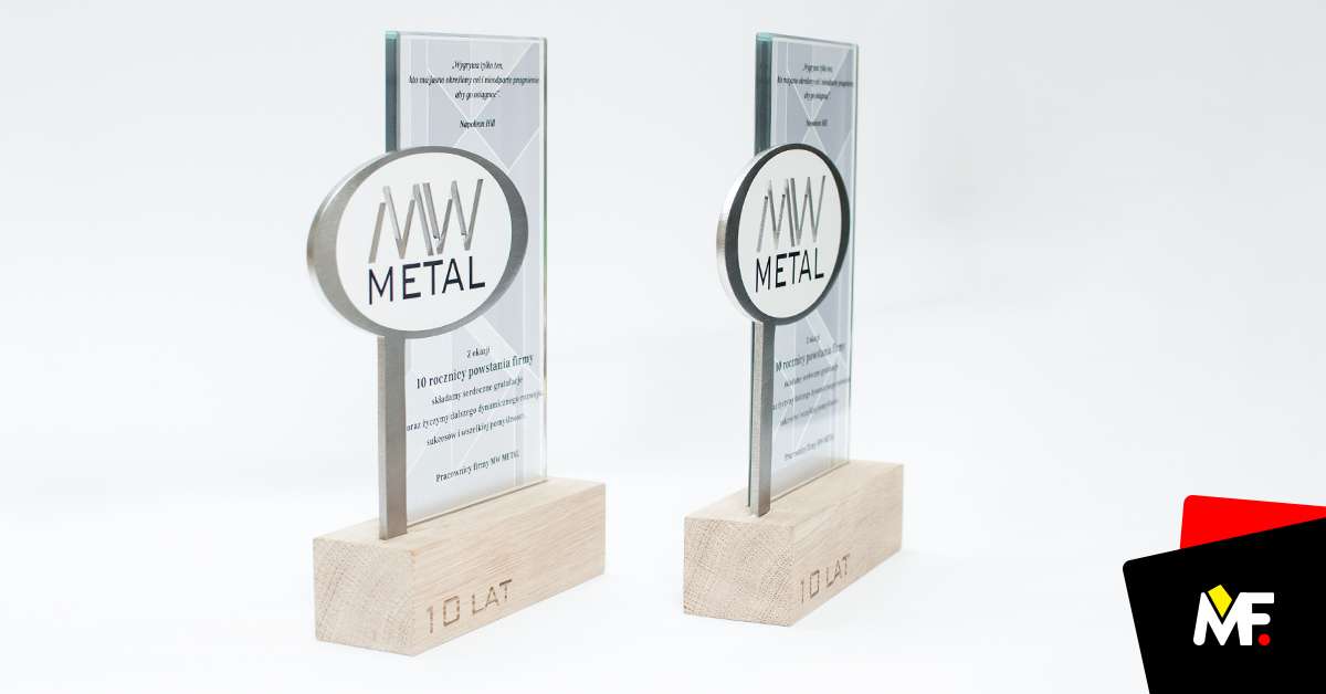 Trophies Commemorative Jubilees, anniversaries Black steel Brown Commemorative Custom Exclusive Jubilees, anniversaries Silver Trophies Wood 