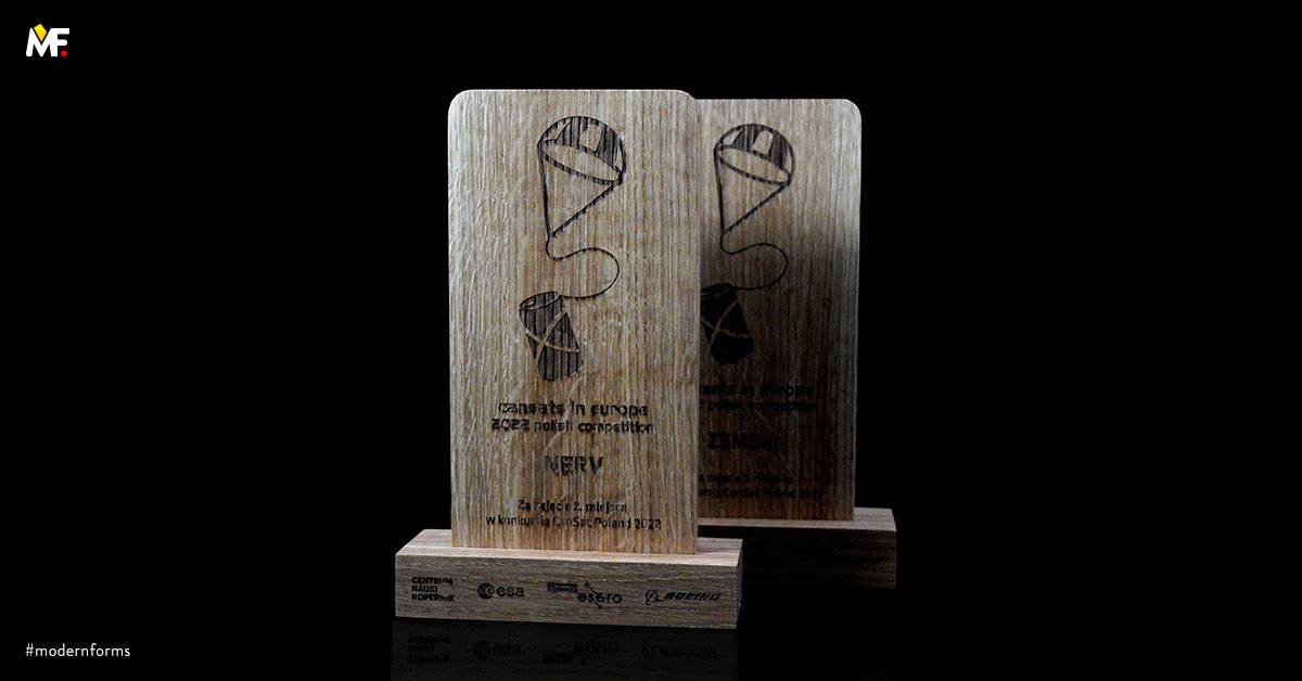 Trophies Commemorative Science Standard Wood 