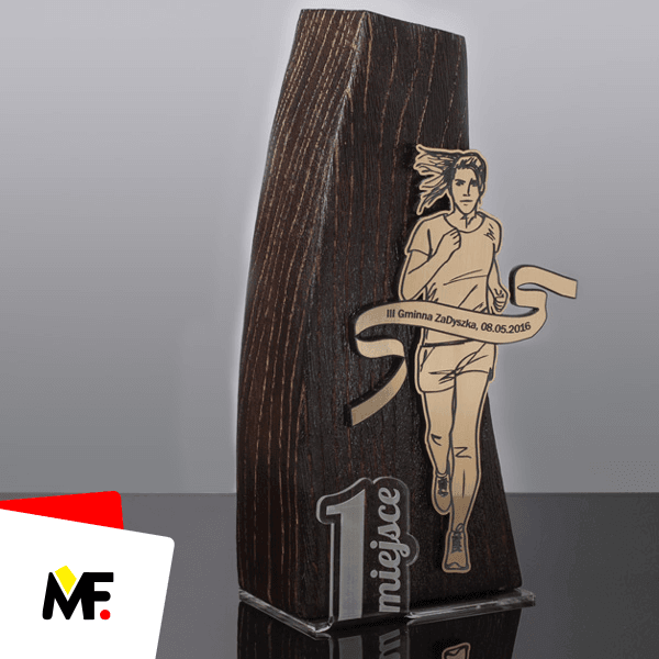 Wooden trophies for women at Gminna ZaDyszka